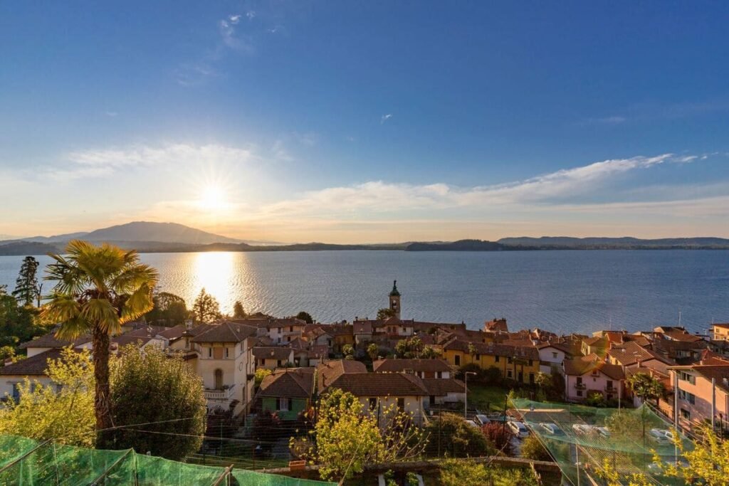 dormire a Belgirate Lago Maggiore vista panoramica sul lago